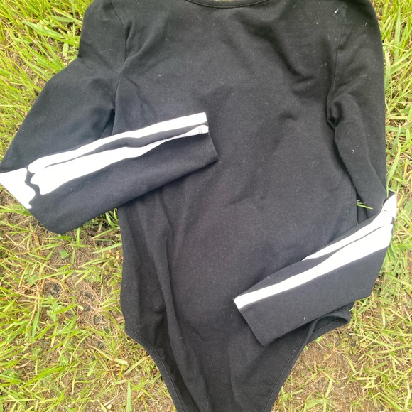 Skeleton print one piece bodysuit. - Picture 5 of 5